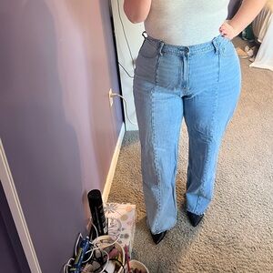 ABERCROMBIE LOOSE HIGH RISE JEANS
